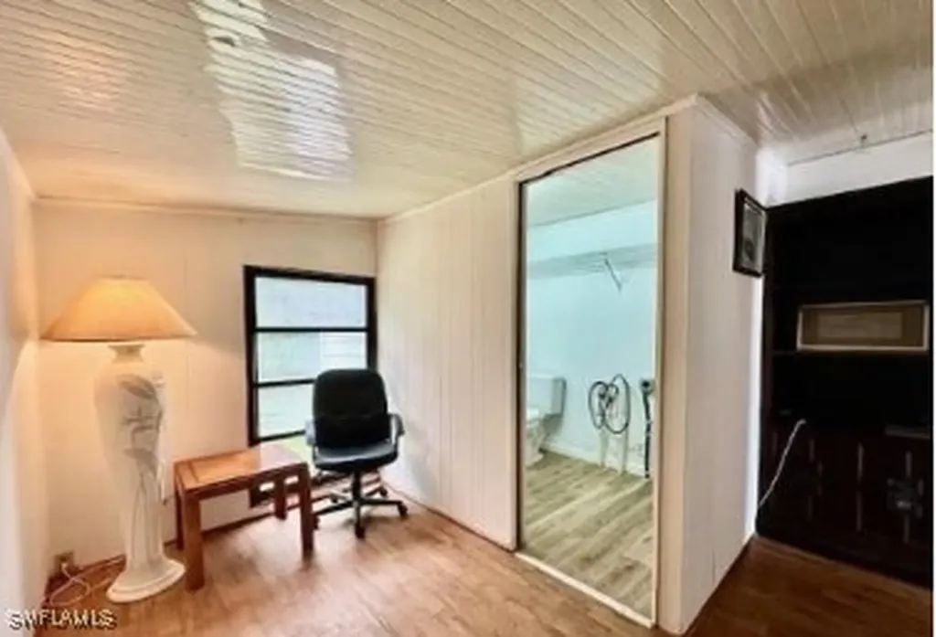 5 Bass Lane Naples FL 34114