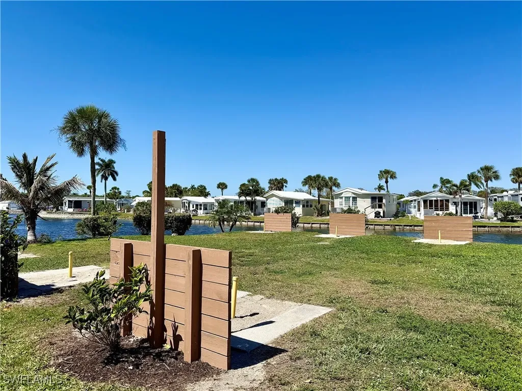 5 Bass Lane Naples FL 34114