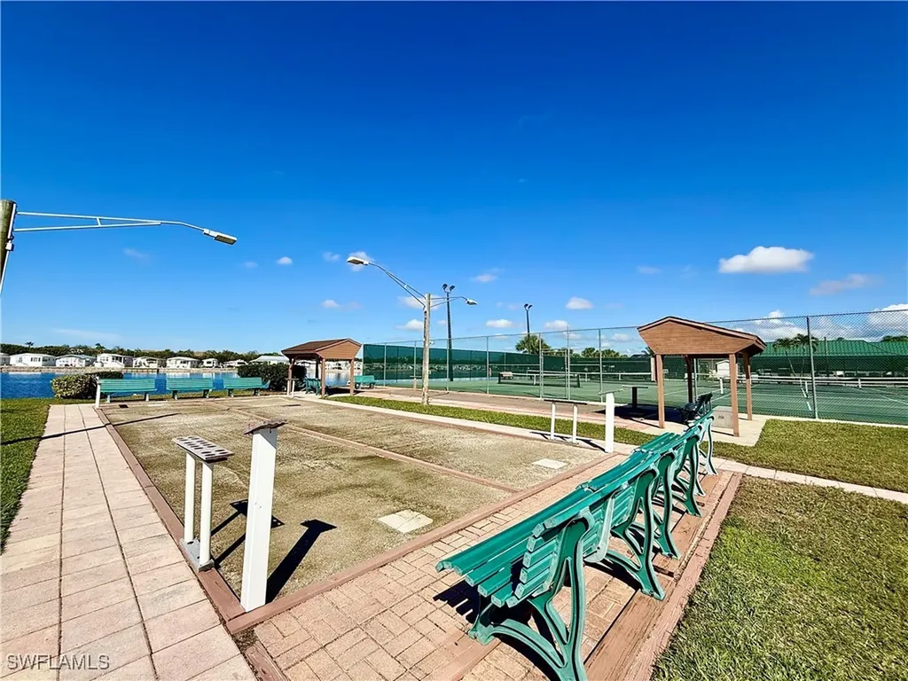 5 Bass Lane Naples FL 34114