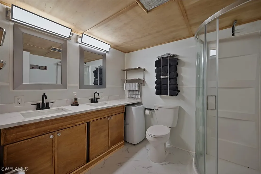 777 Walkerbilt Road Naples FL 34110