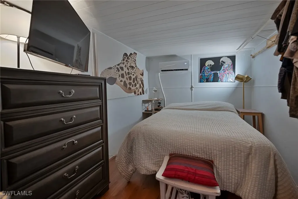 777 Walkerbilt Road Naples FL 34110