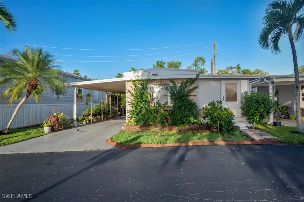 777 Walkerbilt Road Naples FL 34110
