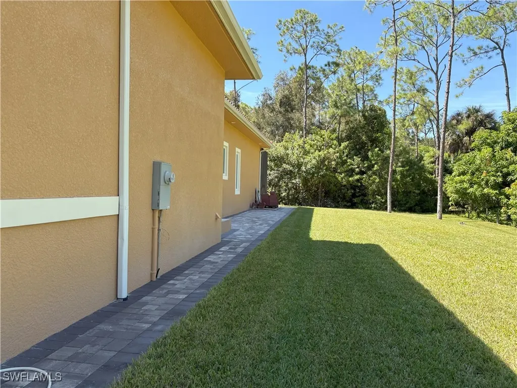 24200 Dietz Drive Bonita Springs FL 34135