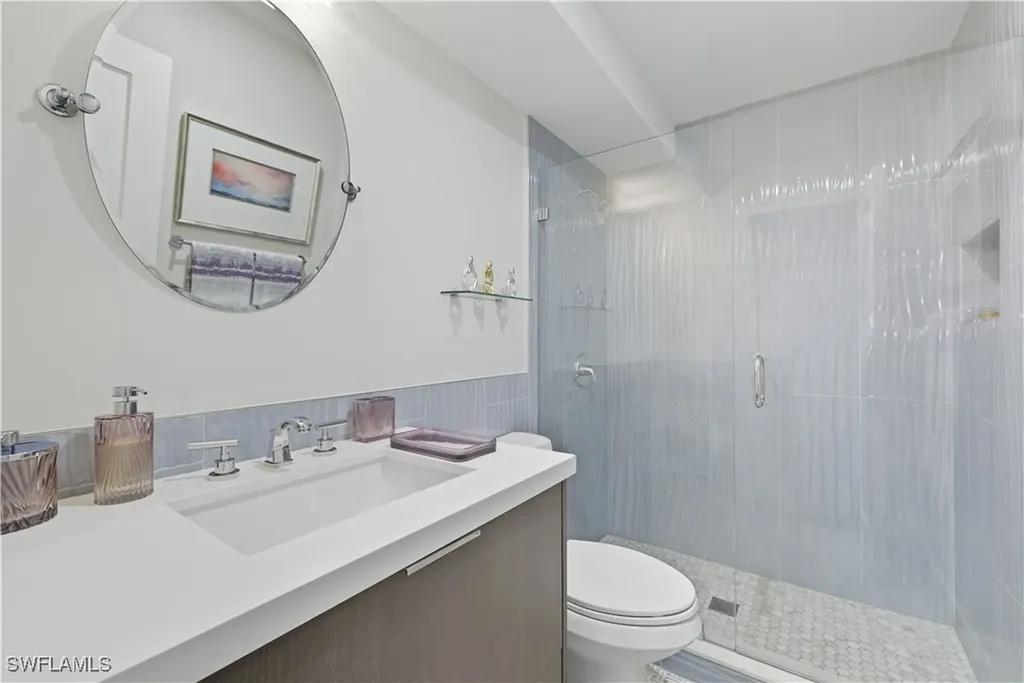 609 12th Avenue S Naples FL 34102