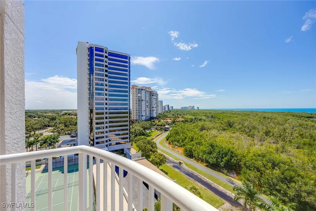 6849 Grenadier Boulevard Naples FL 34108