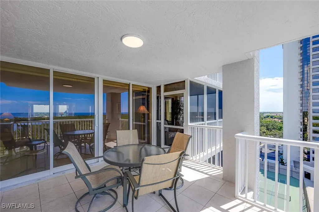 6849 Grenadier Boulevard Naples FL 34108