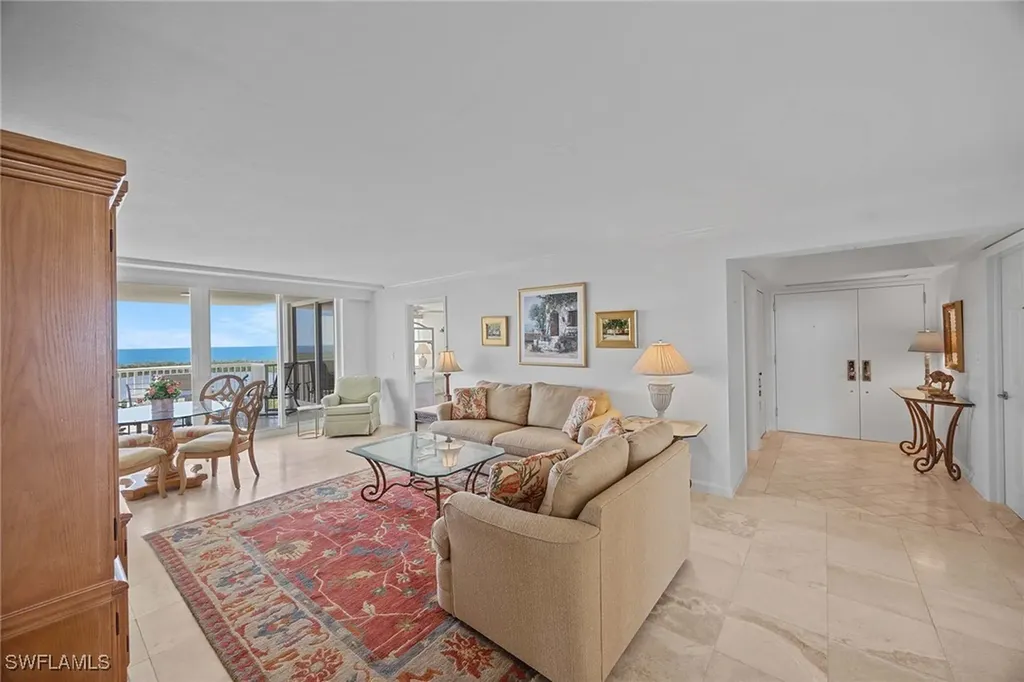6849 Grenadier Boulevard Naples FL 34108