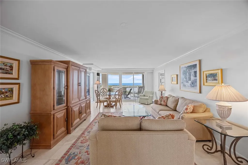6849 Grenadier Boulevard Naples FL 34108