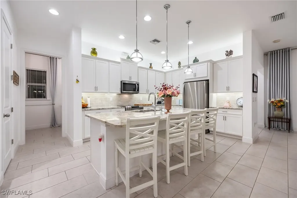 3620 Pilot Circle Naples FL 34120