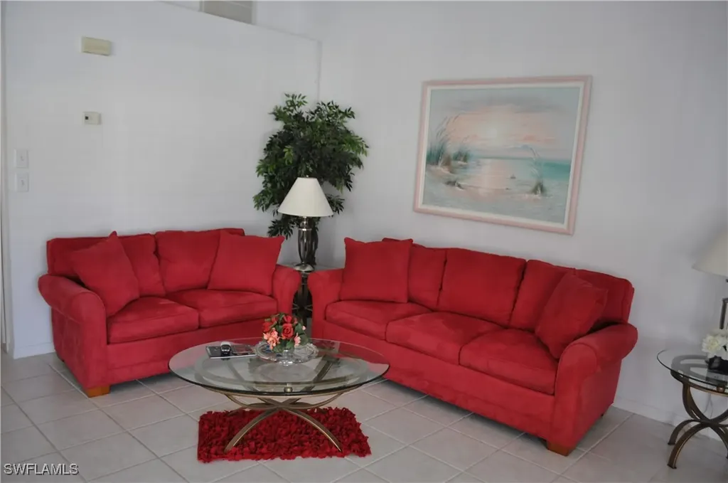 431 Dundee Court Naples FL 34104