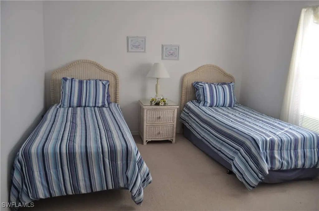 431 Dundee Court Naples FL 34104