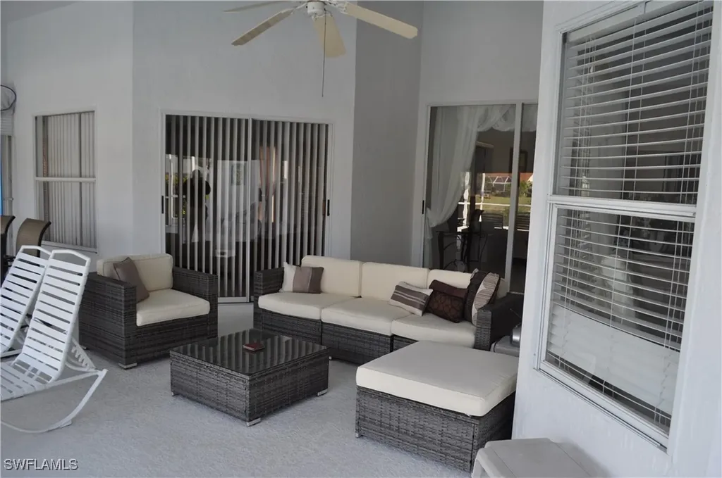 431 Dundee Court Naples FL 34104