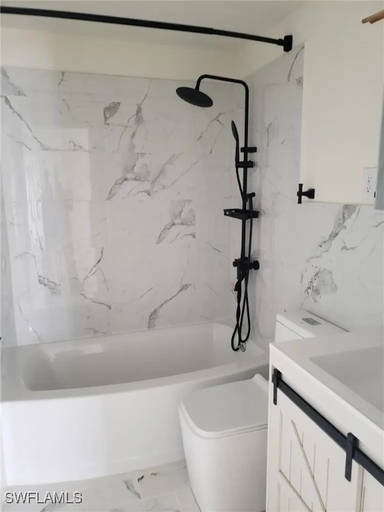 11 Muleshoe Trail Naples FL 34113