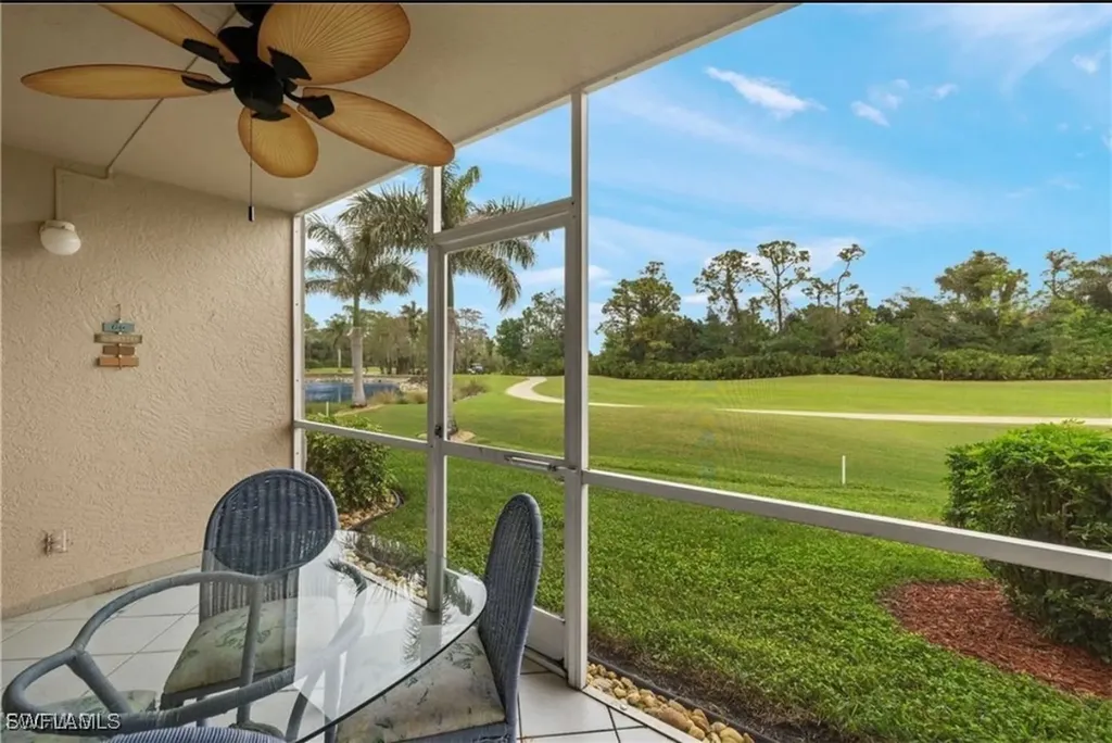 7025 Dennis Circle Naples FL 34104