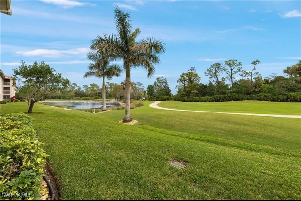 7025 Dennis Circle Naples FL 34104