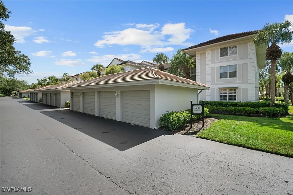 760 Waterford Drive Naples FL 34113