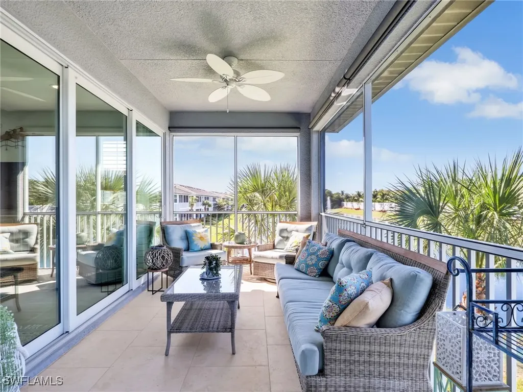2543 Seychelles Drive Naples FL 34112