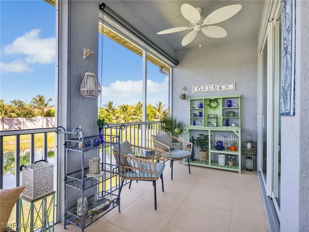 2543 Seychelles Drive Naples FL 34112