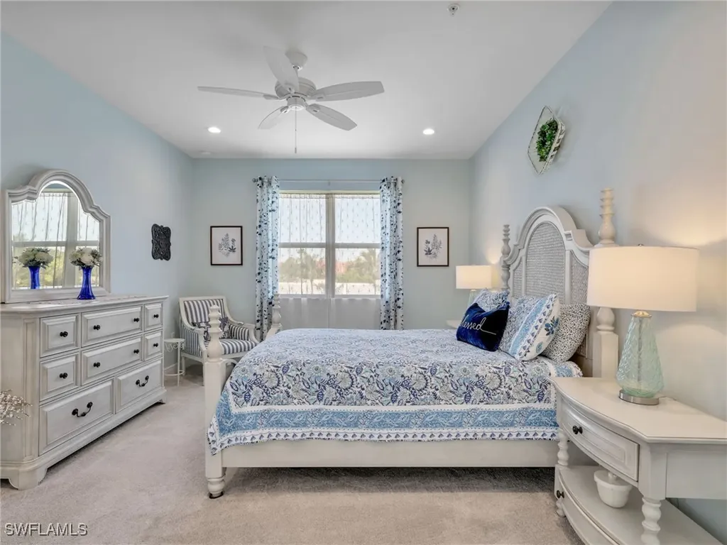 2543 Seychelles Drive Naples FL 34112