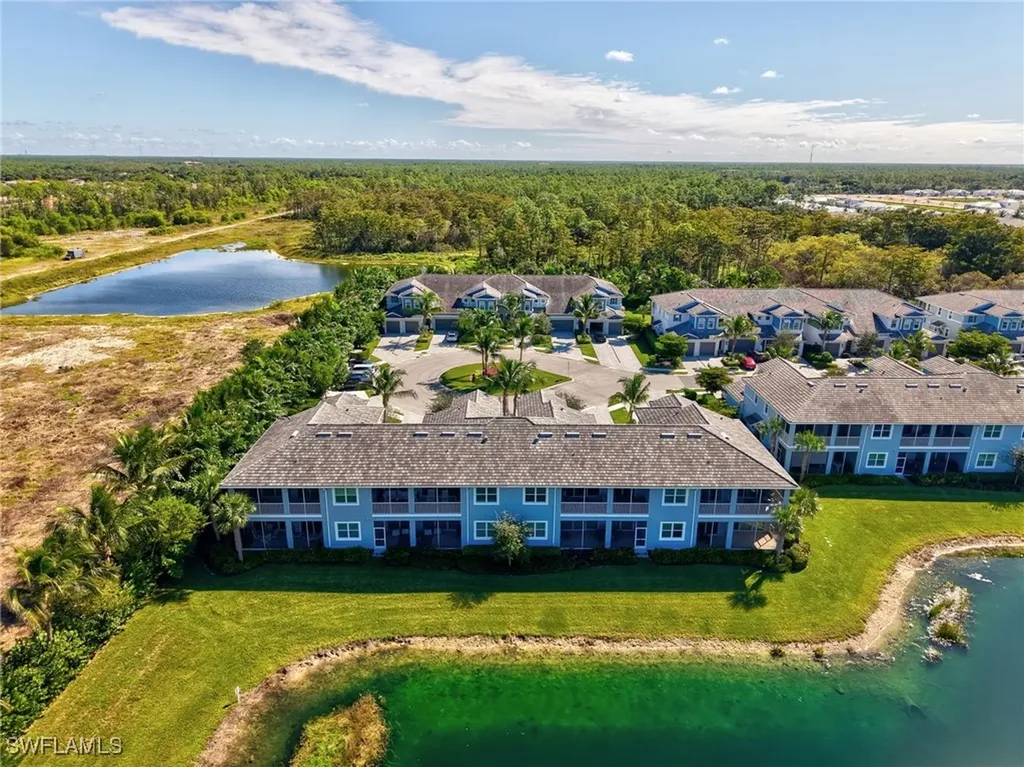 2543 Seychelles Drive Naples FL 34112