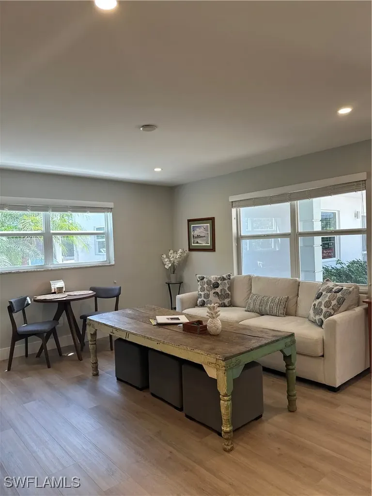 780 10th Avenue S Naples FL 34102