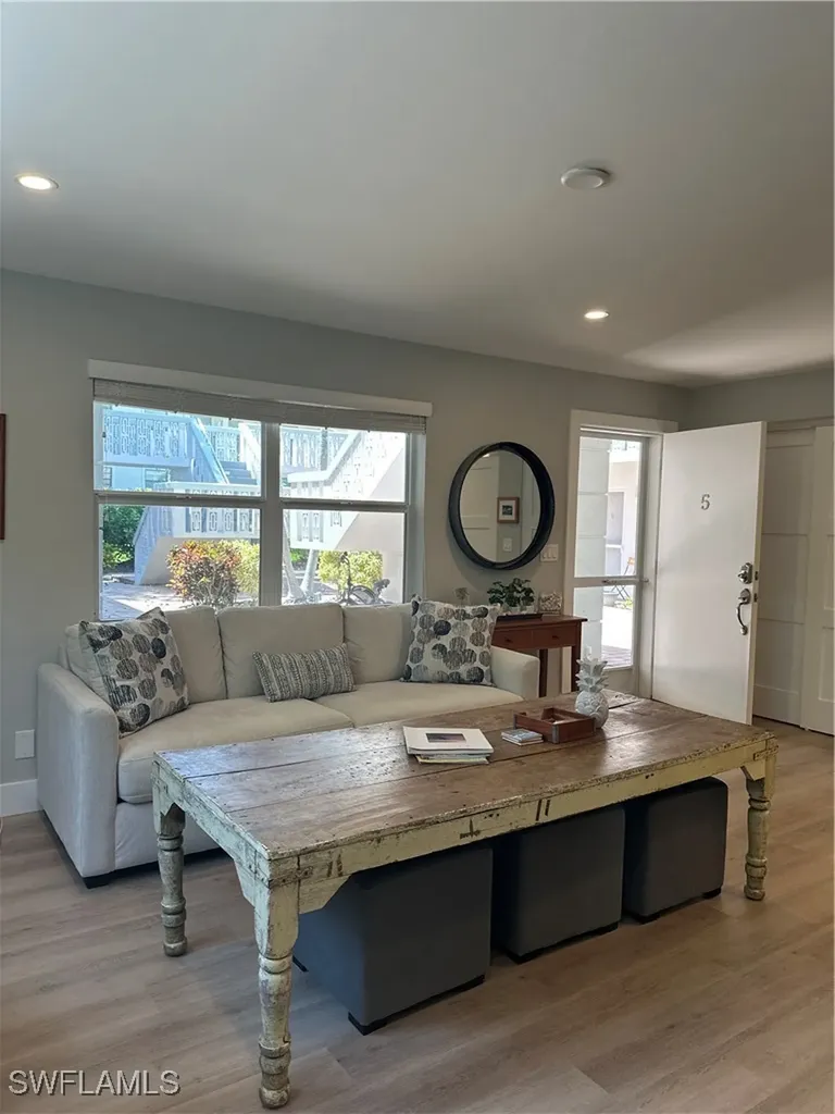 780 10th Avenue S Naples FL 34102