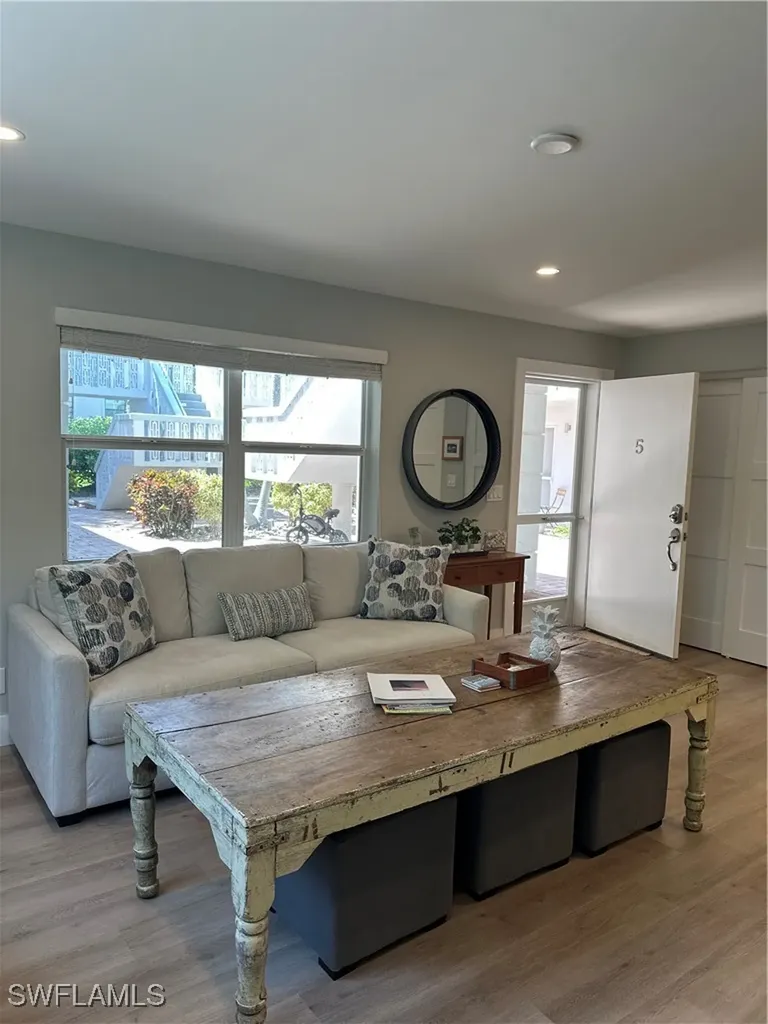 780 10th Avenue S Naples FL 34102