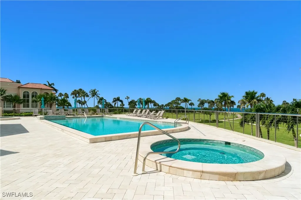 3971 Gulf Shore Boulevard N Naples FL 34103