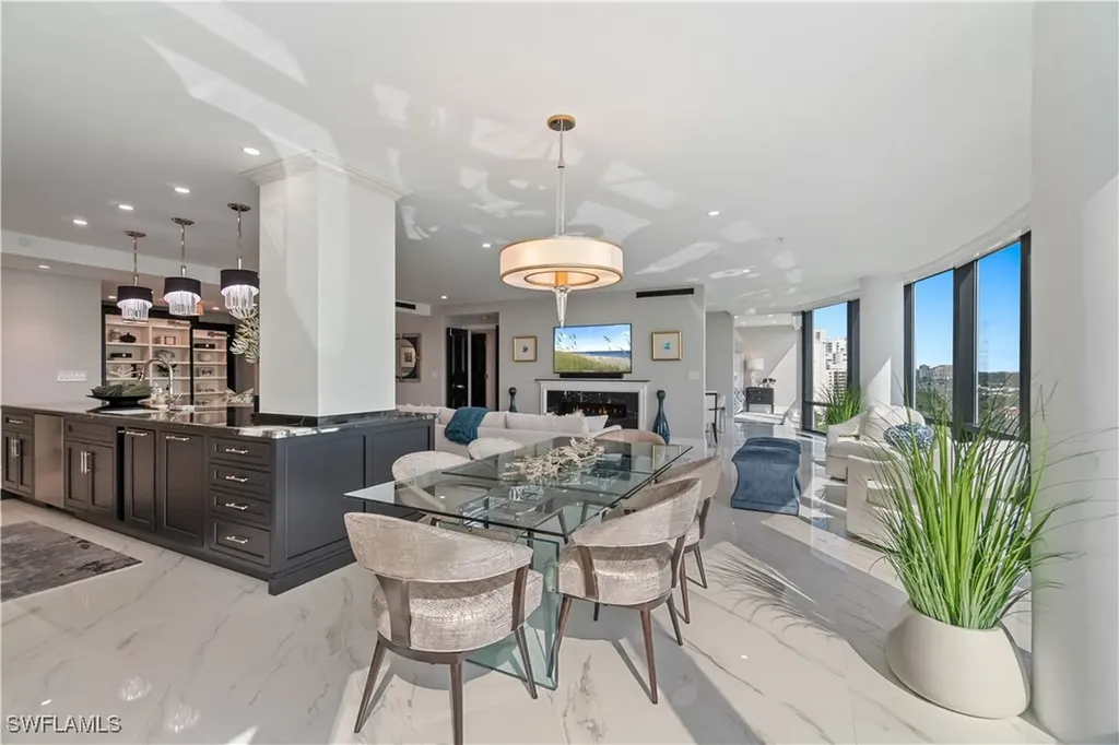 3971 Gulf Shore Boulevard N Naples FL 34103