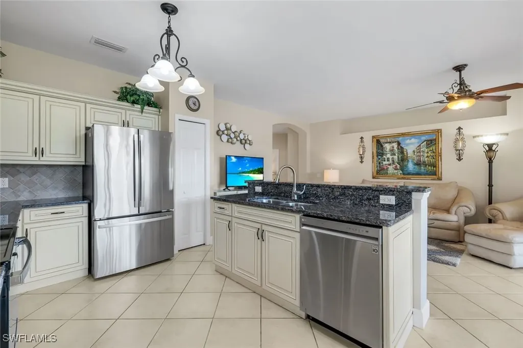 5650 Northboro Drive Naples FL 34110