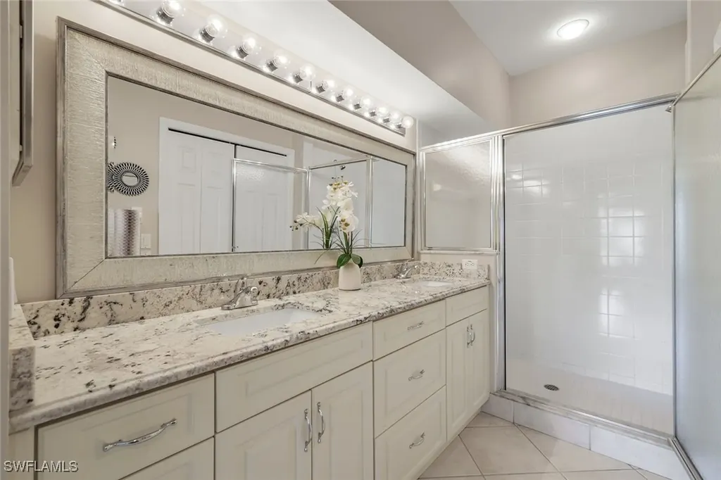 5650 Northboro Drive Naples FL 34110