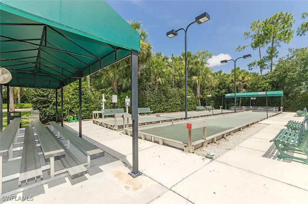 5650 Northboro Drive Naples FL 34110