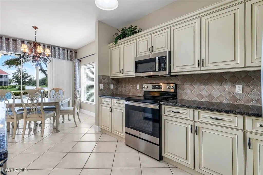 5650 Northboro Drive Naples FL 34110