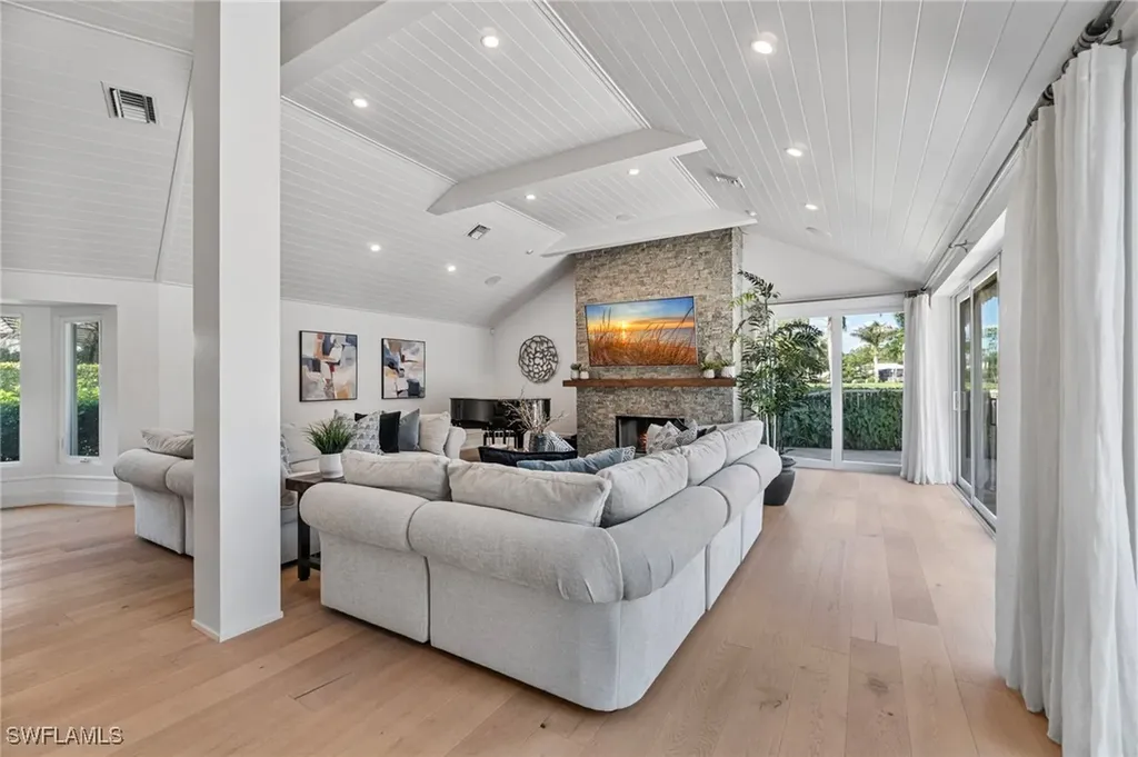 4467 Silver Fox Drive Naples FL 34119