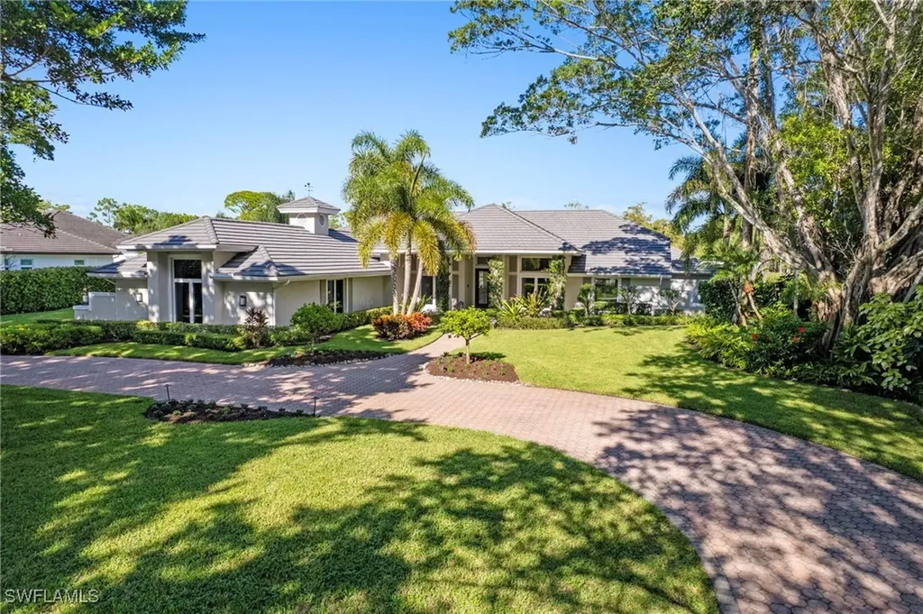 4467 Silver Fox Drive Naples FL 34119