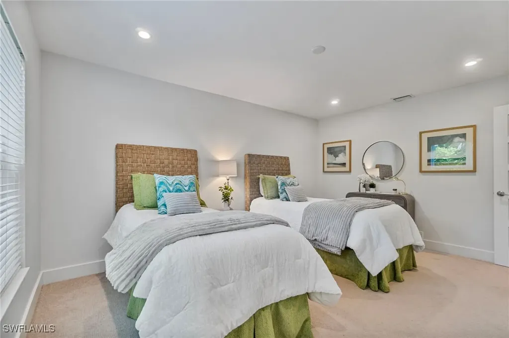 4467 Silver Fox Drive Naples FL 34119