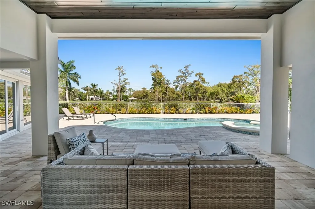 4467 Silver Fox Drive Naples FL 34119