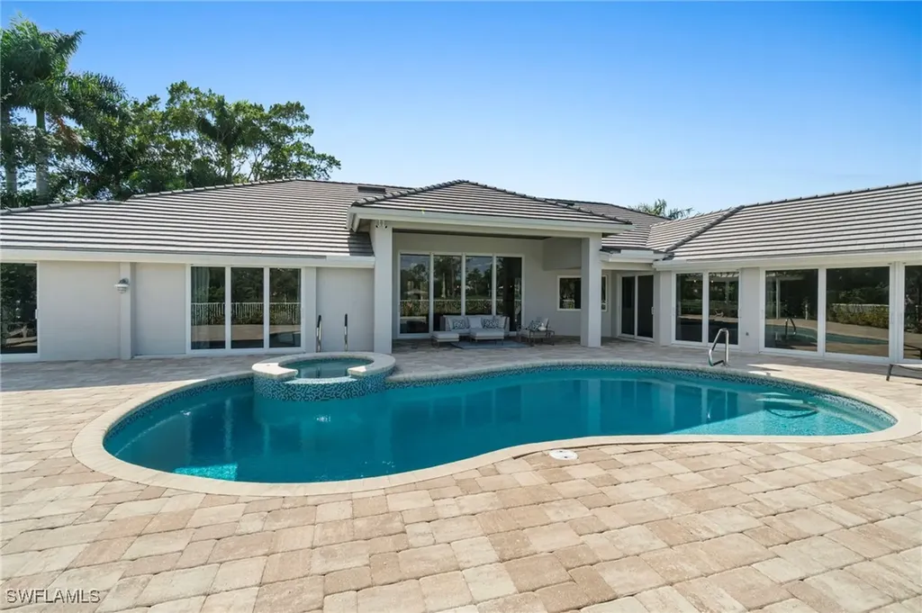 4467 Silver Fox Drive Naples FL 34119