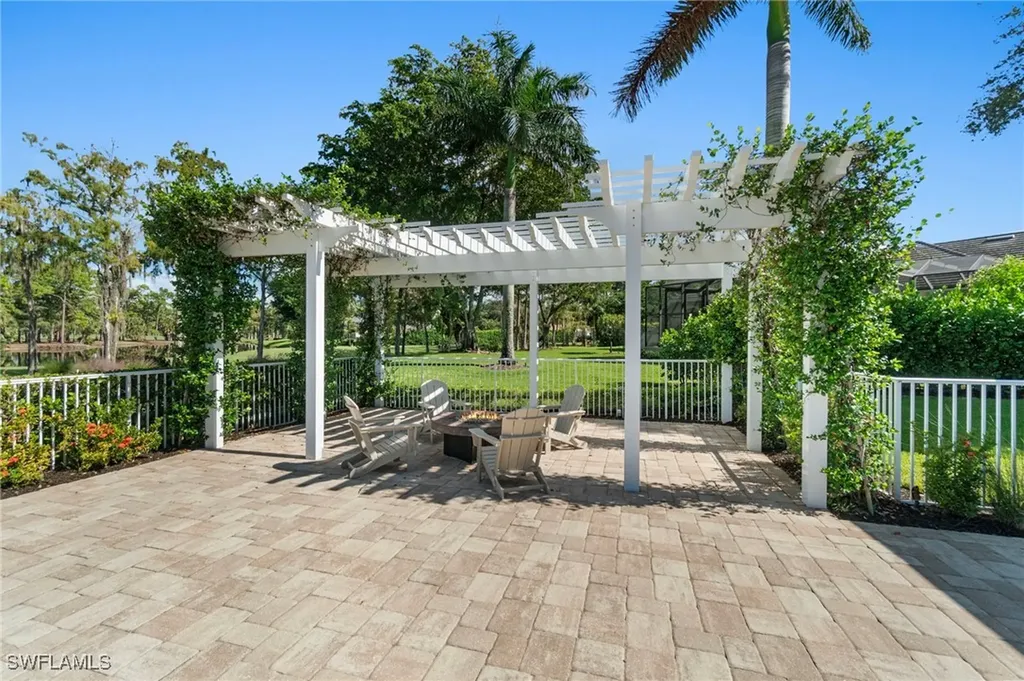 4467 Silver Fox Drive Naples FL 34119