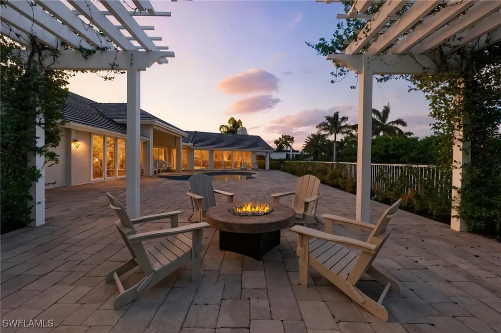 4467 Silver Fox Drive Naples FL 34119