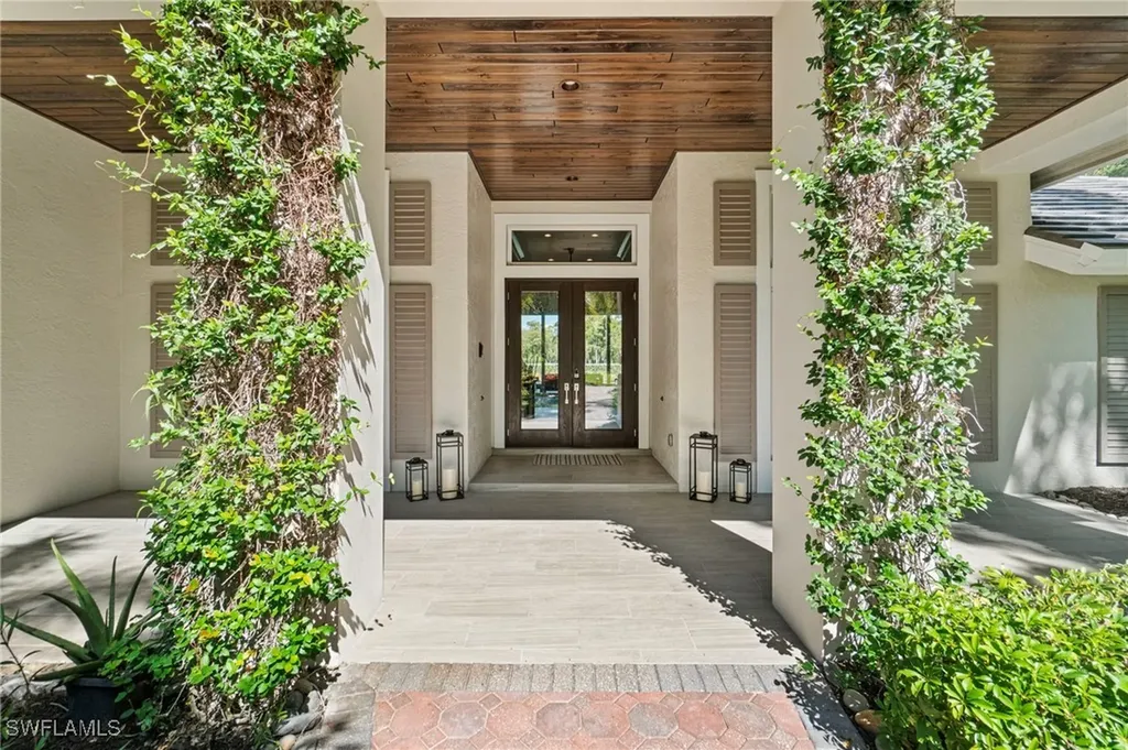 4467 Silver Fox Drive Naples FL 34119