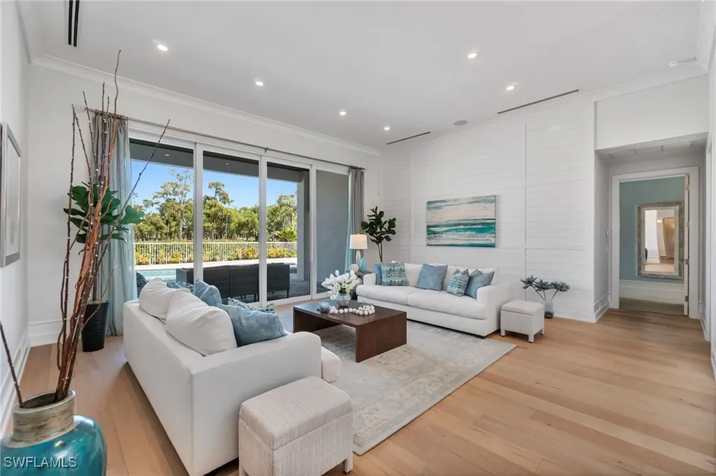 4467 Silver Fox Drive Naples FL 34119