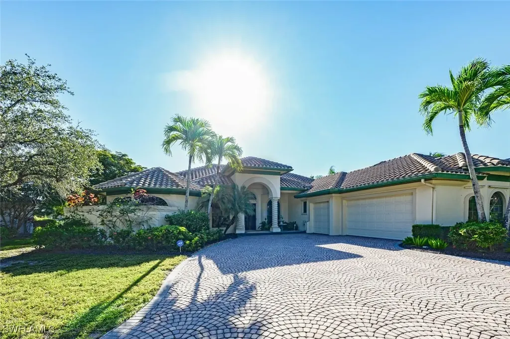 3022 Gainesborough Court Naples FL 34105
