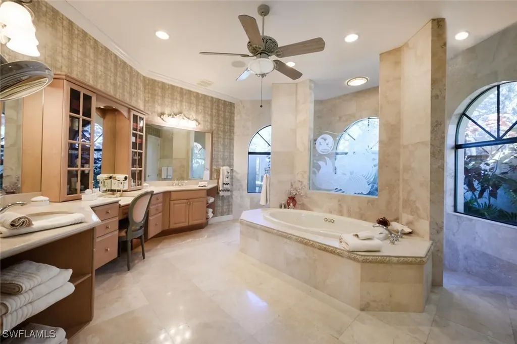 3022 Gainesborough Court Naples FL 34105