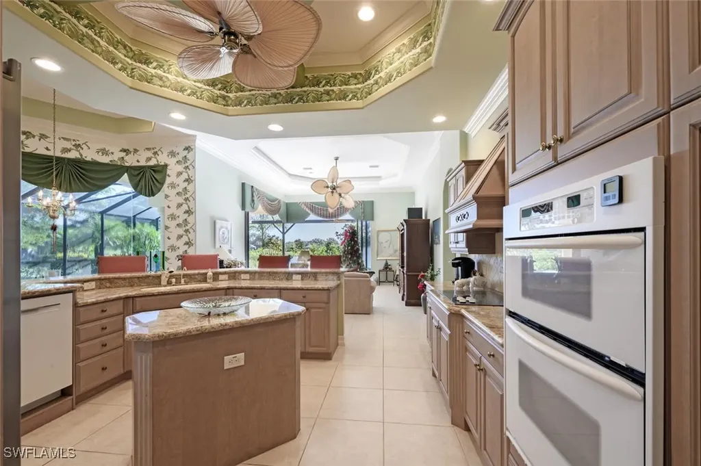 3022 Gainesborough Court Naples FL 34105