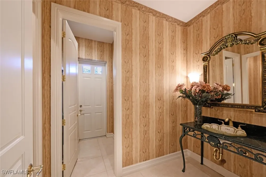 3022 Gainesborough Court Naples FL 34105