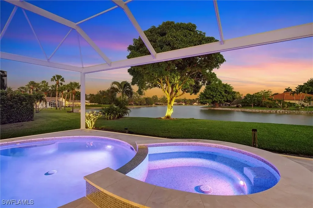 671 Henley Drive Naples FL 34104