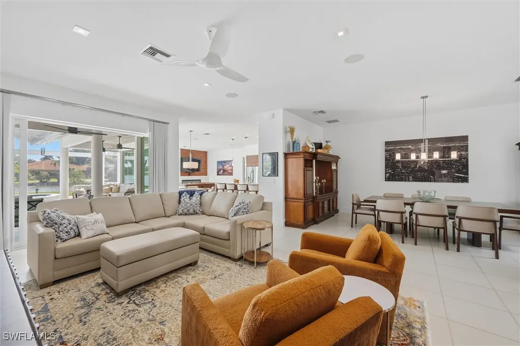 671 Henley Drive Naples FL 34104