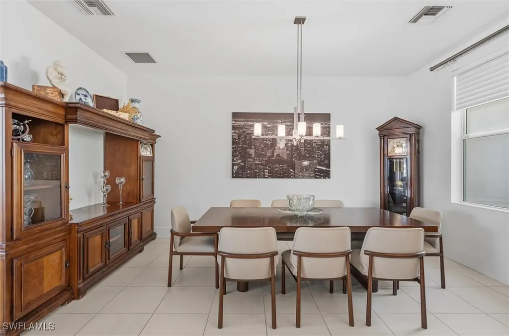 671 Henley Drive Naples FL 34104