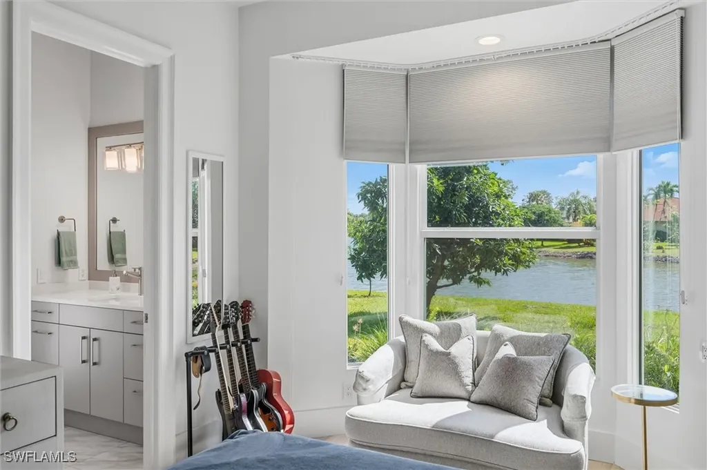 671 Henley Drive Naples FL 34104